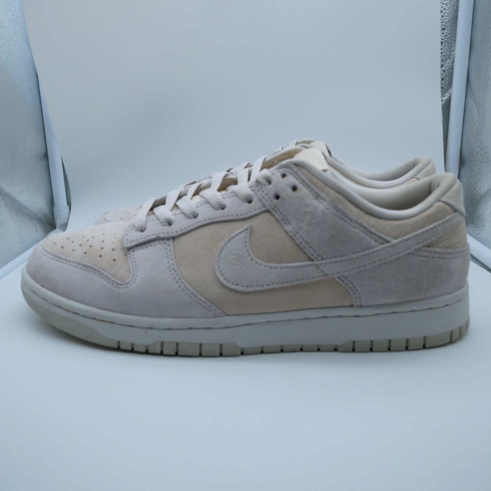 Nike Dunk Low Sand Drift Mens Sneakers DD8338-001 Tan Cream Suede Low Top 9.5 M